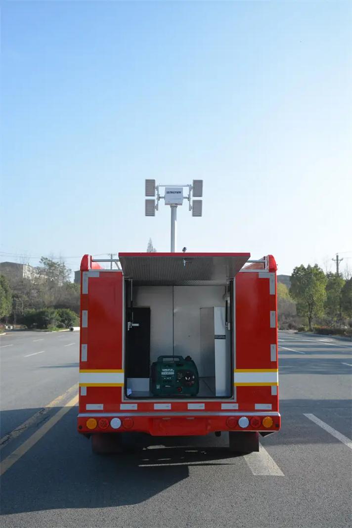 多功能應(yīng)急通信指揮車 SUV平臺與拓展方艙構(gòu)筑移動(dòng)指揮中樞